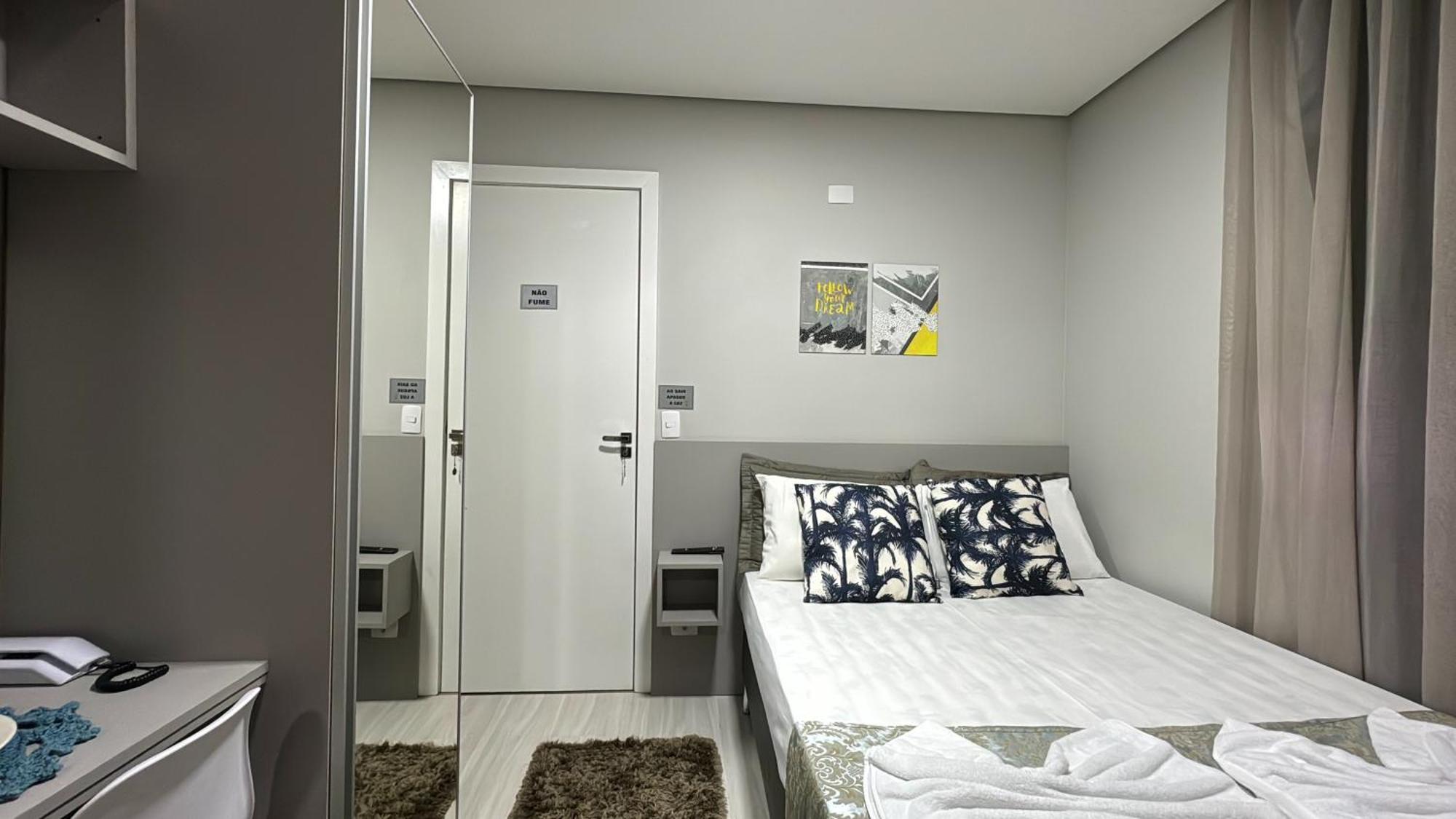 09- Studio Lindamente Decorado! Ideal Para Casal!!! كوريتيبا المظهر الخارجي الصورة