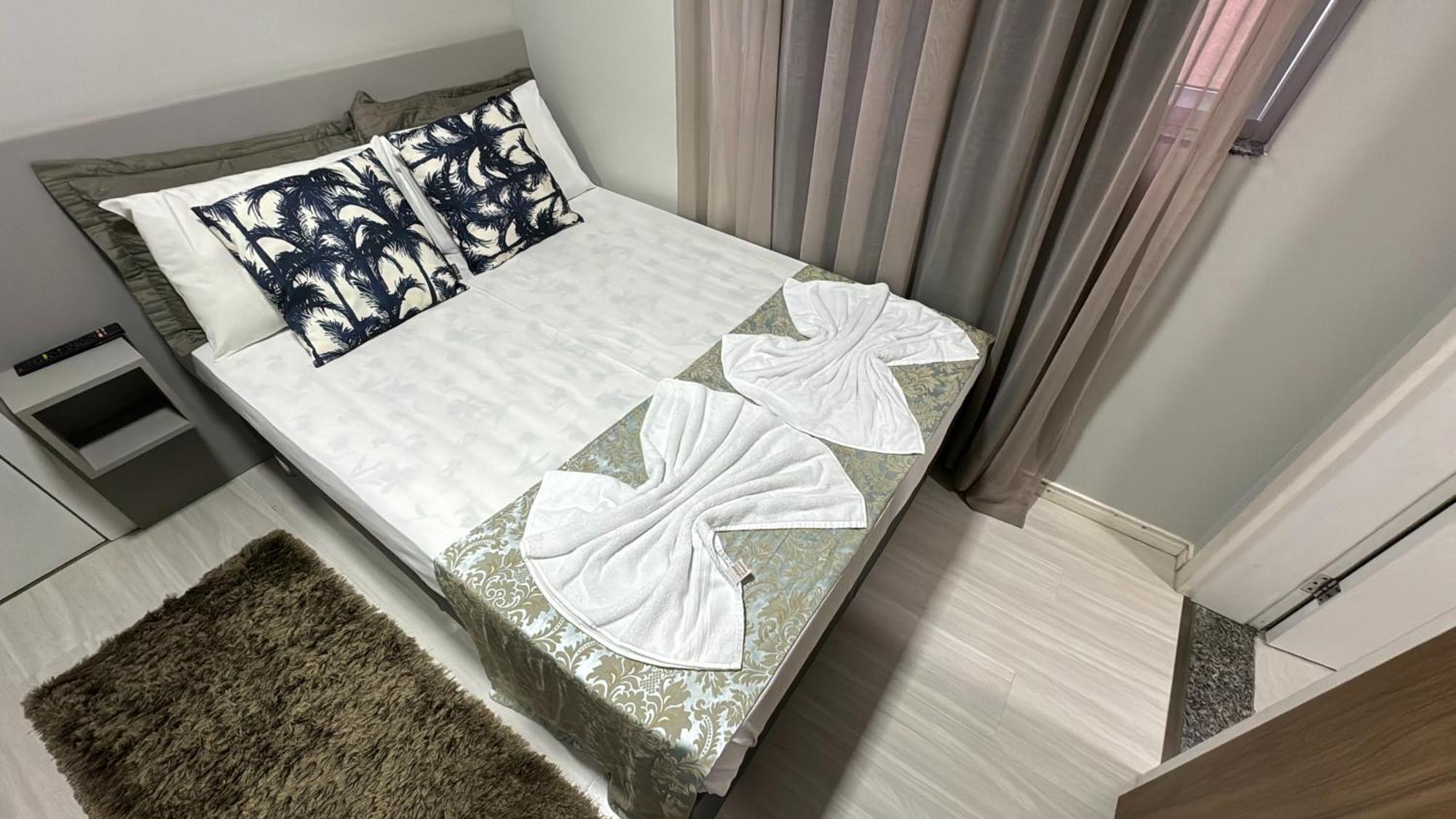 09- Studio Lindamente Decorado! Ideal Para Casal!!! كوريتيبا المظهر الخارجي الصورة