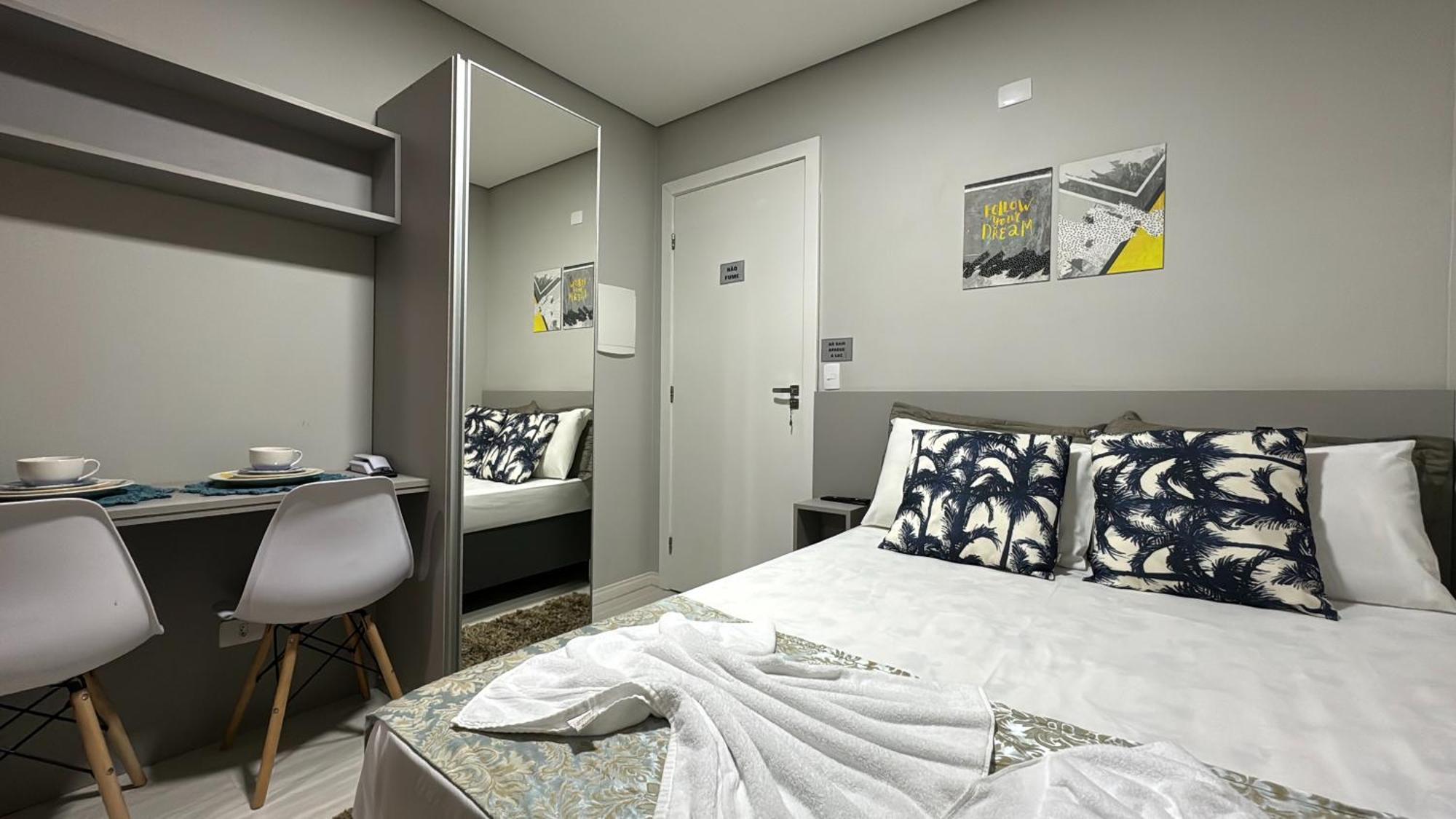09- Studio Lindamente Decorado! Ideal Para Casal!!! كوريتيبا المظهر الخارجي الصورة